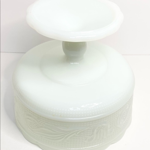 E O Brody Co 1960s White Milk Glass Compote M6000 - Picture 4 of 5